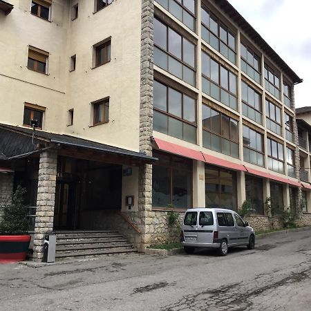 Hotel Bon Repos Бельвер-де-Серданья Экстерьер фото
