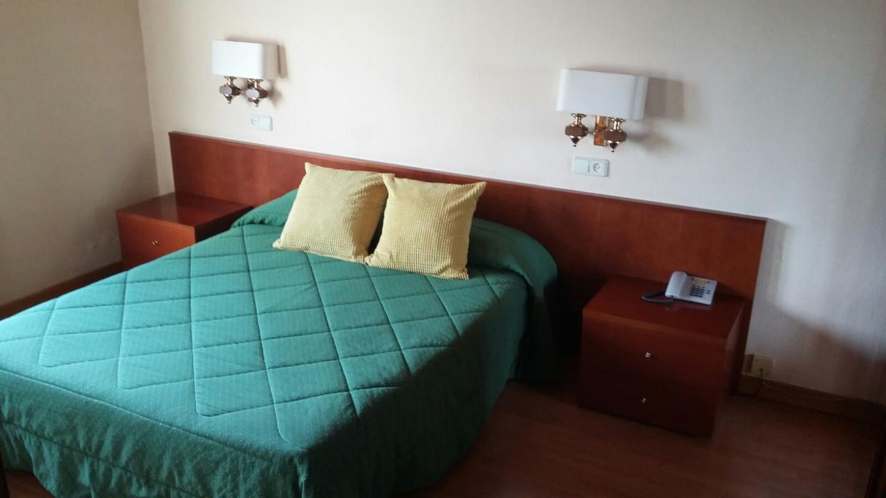 Hotel Bon Repos Бельвер-де-Серданья Экстерьер фото