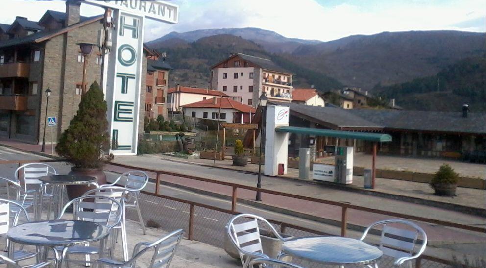 Hotel Bon Repos Бельвер-де-Серданья Экстерьер фото